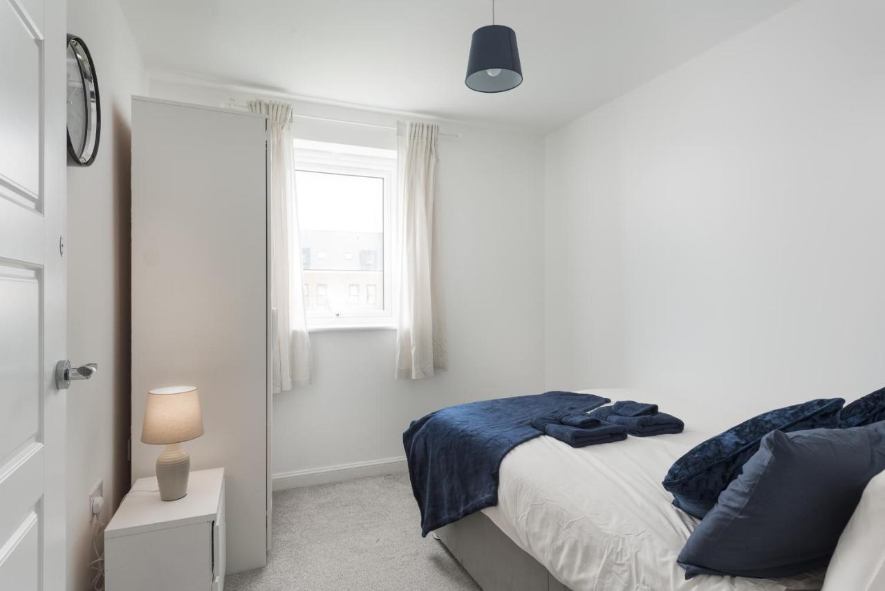 Two Bedroom Apartment - Milton Keynes By Aryas Properties Broughton  Exterior photo